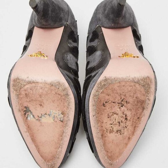 Prada Grey Suede Leopard Print Pumps Size 5/35.5 - Picture 2 of 4